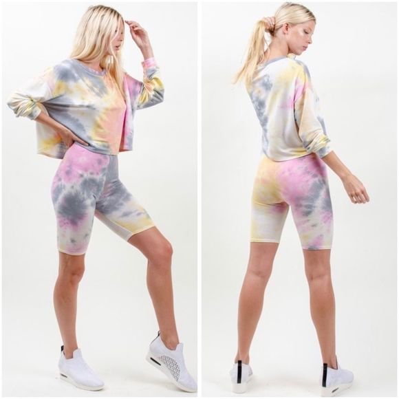 🆕Tie dye two piece top and shorts set - Picture 2 of 8